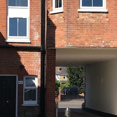 Berkshire Serviced Apartment Helena 12 Reading Extérieur photo